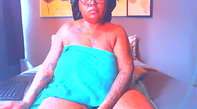 Snapshot of PearlSexxy69 chatting on 3, 3, 2025 PearlSexxy69 online show from 3, 3, 2025