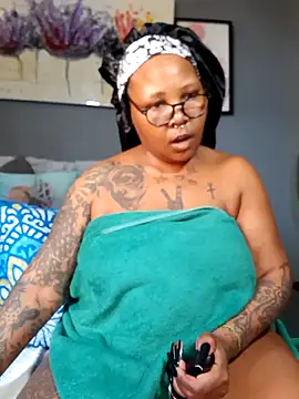 Snapshot of PearlSexxy69 chatting on 12, 3, 2025 PearlSexxy69 online show from 12, 3, 2025