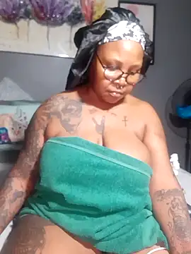 Snapshot of PearlSexxy69 chatting on 16, 3, 2025 PearlSexxy69 online show from 16, 3, 2025
