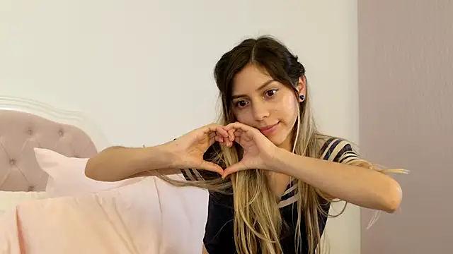 Sensualtease online show from 2, 2, 2025