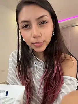 Sensualtease online show from 3, 3, 2026