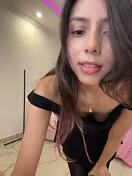 Sensualtease online show from 6, 4, 2026