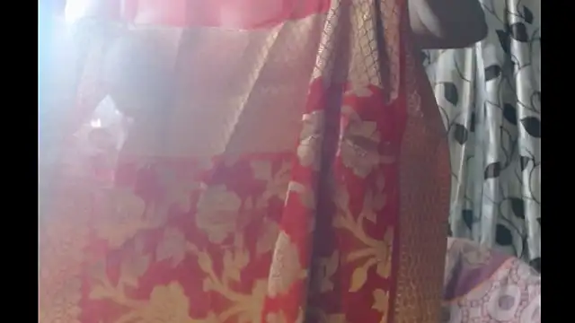 Snapshot of Star-Night chatting on 26, 11, 2025 Star-Night online show from 26, 11, 2025