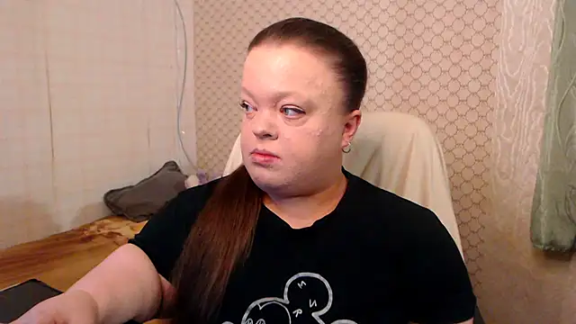 Janiffer MiMi online show from 4, 6, 2026