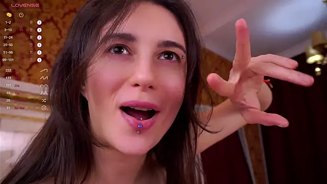 Snapshot of Holla_Molly chatting on 12, 2, 2025 Holla Molly online show from 12, 2, 2025