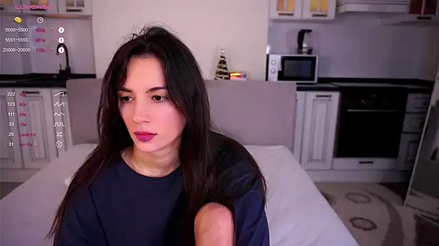 Snapshot of Holla_Molly chatting on 22, 2, 2025 Holla Molly online show from 22, 2, 2025