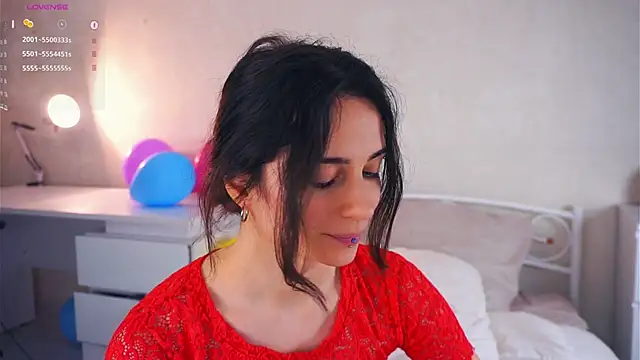 Snapshot of Holla_Molly chatting on 23, 3, 2025 Holla Molly online show from 23, 3, 2025