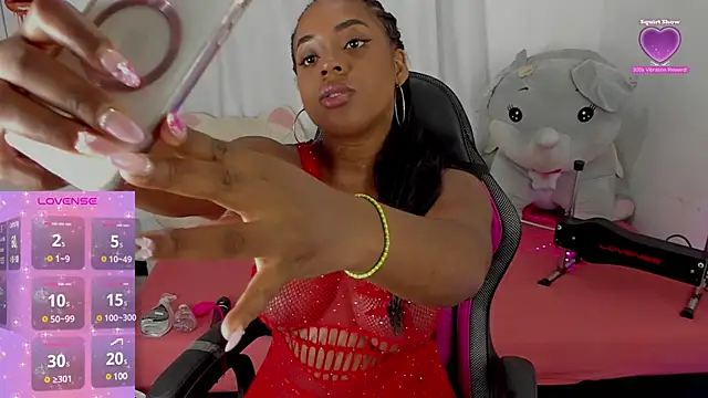 Snapshot of HollyJorda chatting on 14, 2, 2025 HollyJorda online show from 14, 2, 2025