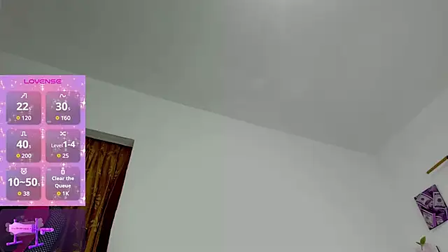 Snapshot of HollyJorda chatting on 23, 9, 2025 HollyJorda online show from 23, 9, 2025