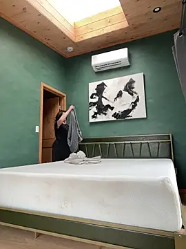 1-800-FUCKYOU online show from 28, 3, 2026