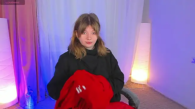 Vivian cutie online show from 12, 1, 2025