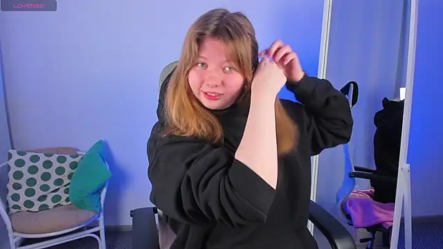 Vivian cutie online show from 5, 2, 2025