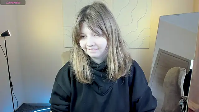 Vivian cutie online show from 23, 2, 2025