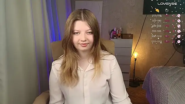 Snapshot of Vivian_cutie chatting on 14, 1, 2026 Vivian cutie online show from 14, 1, 2026