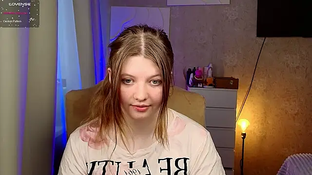 Snapshot of Vivian_cutie chatting on 26, 3, 2026 Vivian cutie online show from 26, 3, 2026