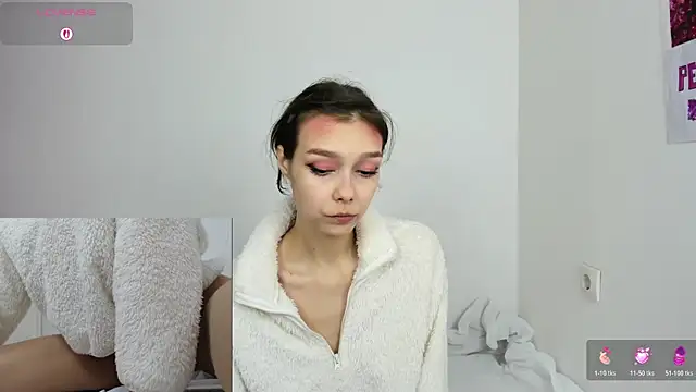 Snapshot of Michelle_Melnss chatting on 21, 4, 2026 Michelle Melnss online show from 21, 4, 2026