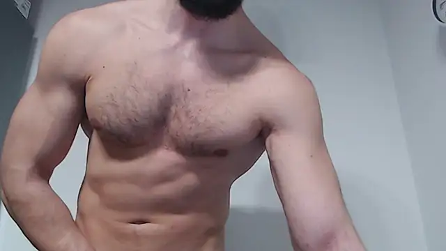 Snapshot of hiddenf chatting on 17, 12, 2025 hiddenf online show from 17, 12, 2025