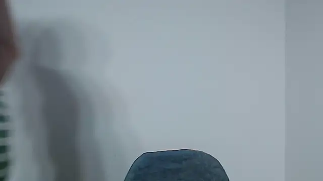 Snapshot of hiddenf chatting on 16, 3, 2026 hiddenf online show from 16, 3, 2026