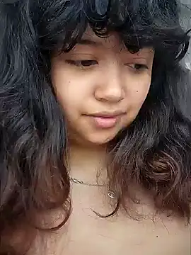 Peach Girll online show from 24, 12, 2024