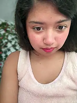 Snapshot of Peach_Girll chatting on 29, 7, 2026 Peach Girll online show from 29, 7, 2026