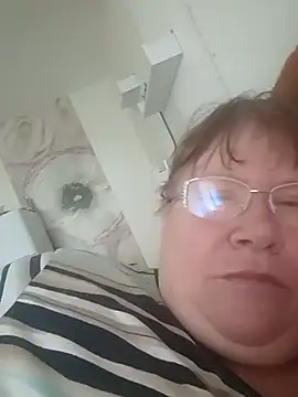 Snapshot of Mirra_Key chatting on 7, 2, 2026 Mirra Key online show from 7, 2, 2026