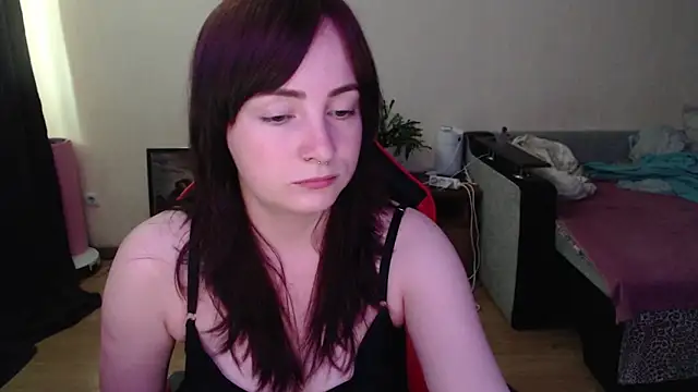 Laralianna online show from 8, 7, 2026