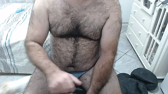 Snapshot of MysterBearMG chatting on 1, 5, 2026 MysterBearMG online show from 1, 5, 2026