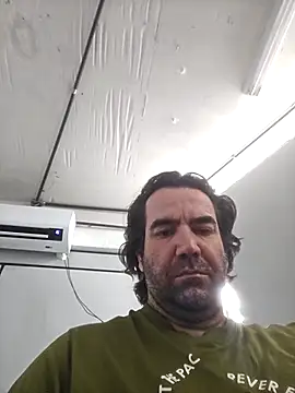 Snapshot of MysterBearMG chatting on 19, 5, 2026 MysterBearMG online show from 19, 5, 2026