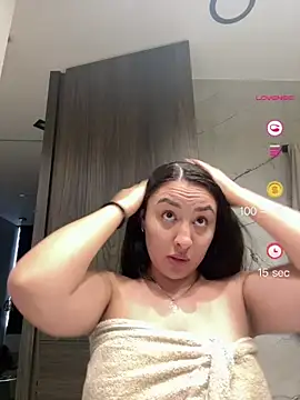 Snapshot of AnushaKumari chatting on 6, 6, 2026 AnushaKumari online show from 6, 6, 2026