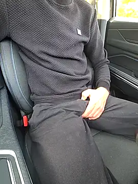 Snapshot of Remstr chatting on 9, 11, 2025 Remstr online show from 9, 11, 2025