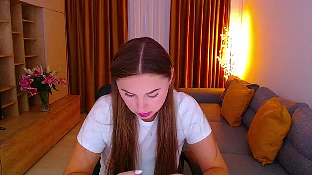  Mia Adams online show from 20, 9, 2025