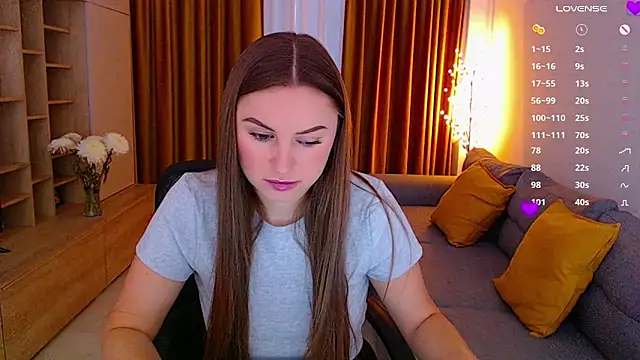  Mia Adams online show from 29, 10, 2025