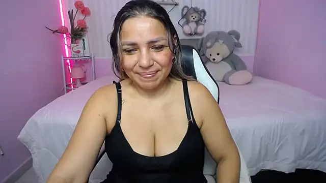 cum bigass online show from 22, 3, 2026