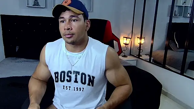 Snapshot of tyler_hank01 chatting on 30, 1, 2025 tyler hank01 online show from 30, 1, 2025