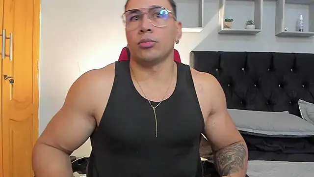 tyler hank01 online show from 27, 3, 2026