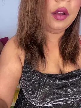  Cute ariana  online show from 10, 7, 2026