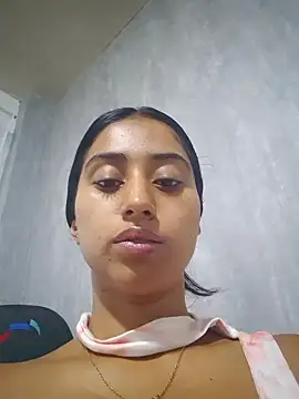 Valentinne z online show from 1, 2, 2025