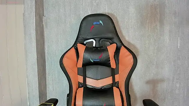 Valentinne z online show from 9, 9, 2025