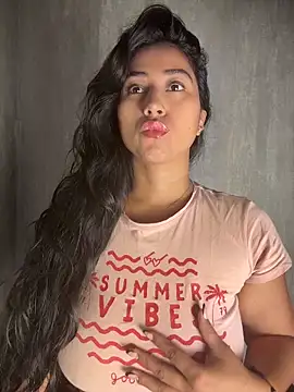 Valentinne z online show from 28, 3, 2026