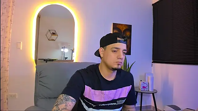 alejandro calderon1 online show from 22, 2, 2026