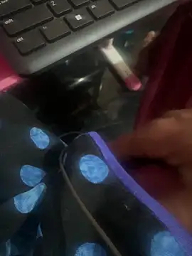 Snapshot of indian_girls_show chatting on 1, 1, 2025 indian girls show online show from 1, 1, 2025