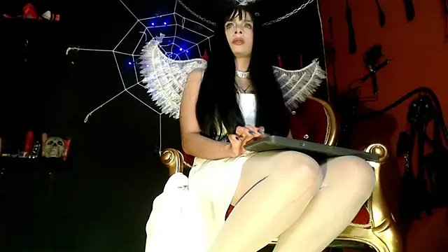 Snapshot of amy-mistress chatting on 27, 10, 2025 amy-mistress online show from 27, 10, 2025