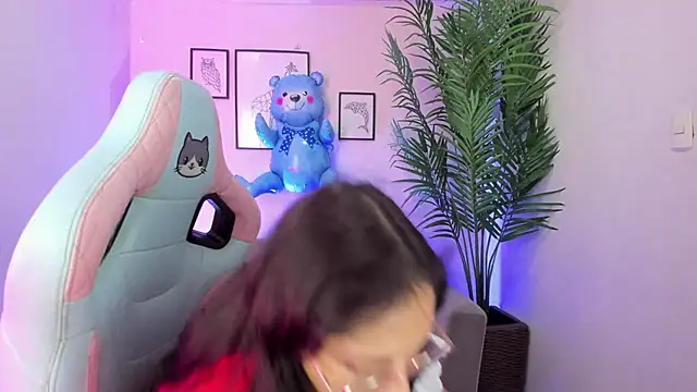 Kyomi chang online show from 1, 3, 2025