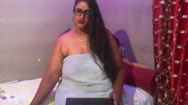 Snapshot of EROTICNAWTY2 chatting on 7, 1, 2025 EROTICNAWTY2 online show from 7, 1, 2025