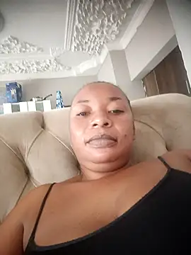 Snapshot of Candylious87 chatting on 20, 12, 2025 Candylious87 online show from 20, 12, 2025