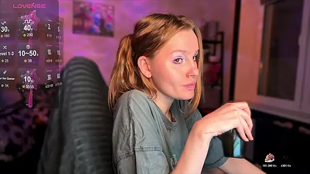 Snapshot of Chanel_Gill chatting on 30, 11, 2025 Chanel Gill online show from 30, 11, 2025