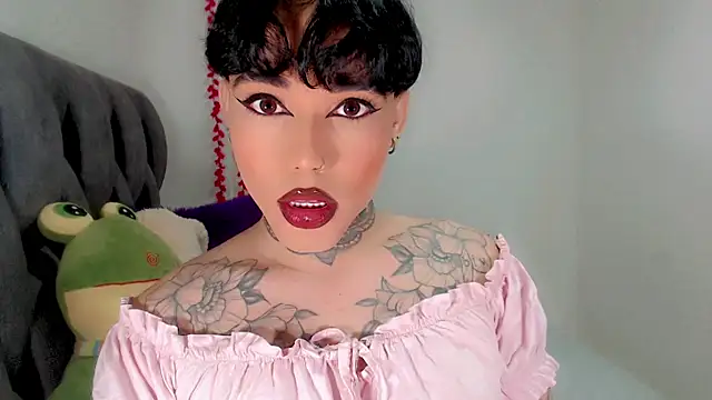 Snapshot of little_star_porn chatting on 15, 11, 2025 little star porn online show from 15, 11, 2025