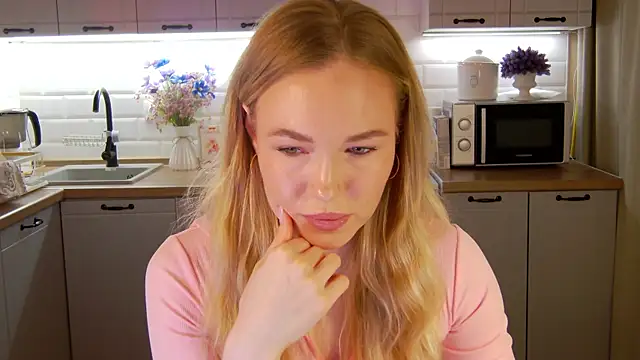 Veronika Mitchel online show from 19, 10, 2025