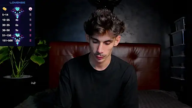 Snapshot of DanielCrush1 chatting on 1, 11, 2025 DanielCrush1 online show from 1, 11, 2025