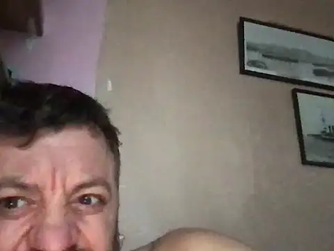 Snapshot of on-off-ffun chatting on 21, 12, 2025 on-off-ffun online show from 21, 12, 2025